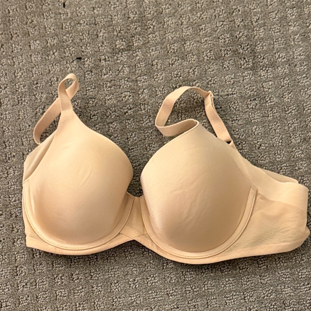 Wacoal Tan Bra 34C never worn
